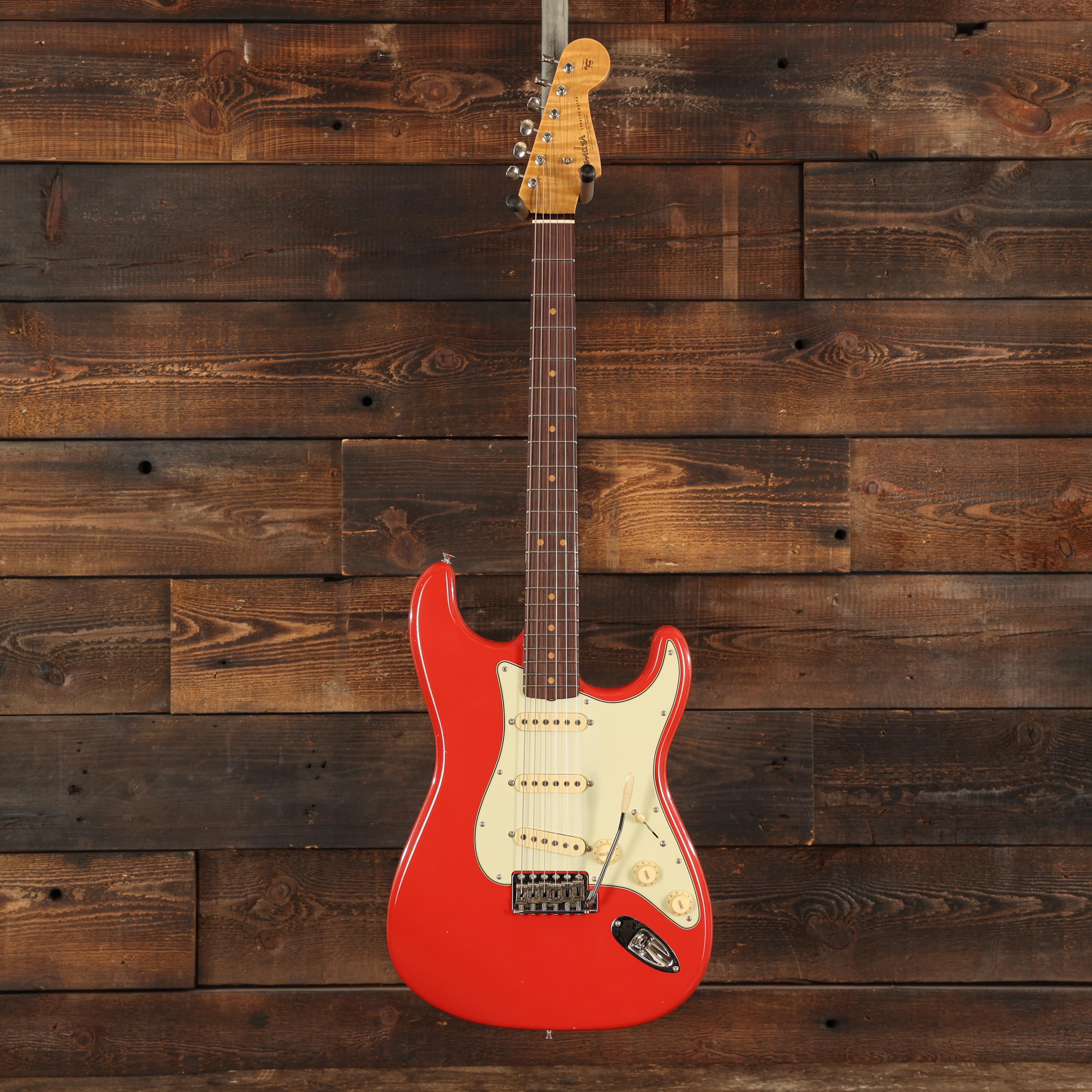Fender Custom Shop '63 Journeyman Relic Stratocaster in Aged